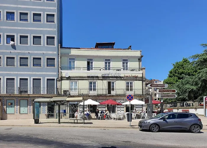 Style In A Pedestrian Quarter In The City's Heart * Porto
