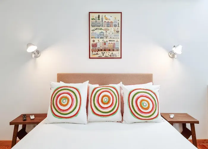 Style In A Pedestrian Quarter In The City's Heart Tatil Evi