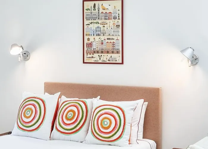 Style In A Pedestrian Quarter In The City's Heart Tatil Evi