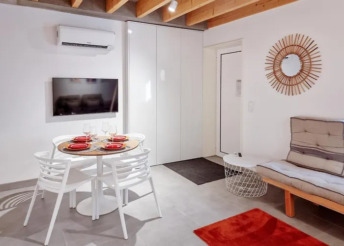 Tatil Evi Style In A Pedestrian Quarter In The City's Heart *