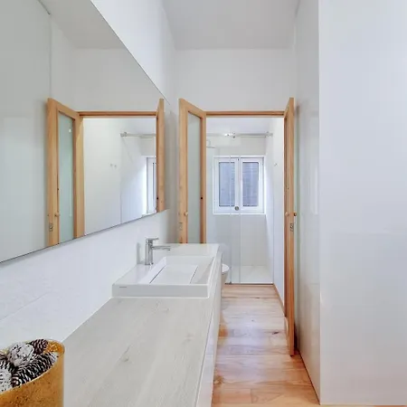 Style In A Pedestrian Quarter In The City's Heart Hébergement de vacances Oporto