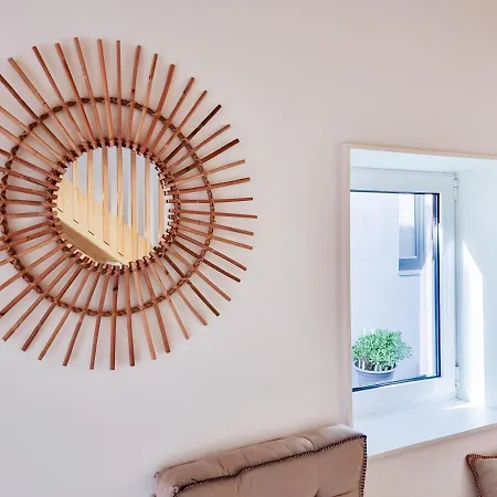 Style In A Pedestrian Quarter In The City's Heart 4*