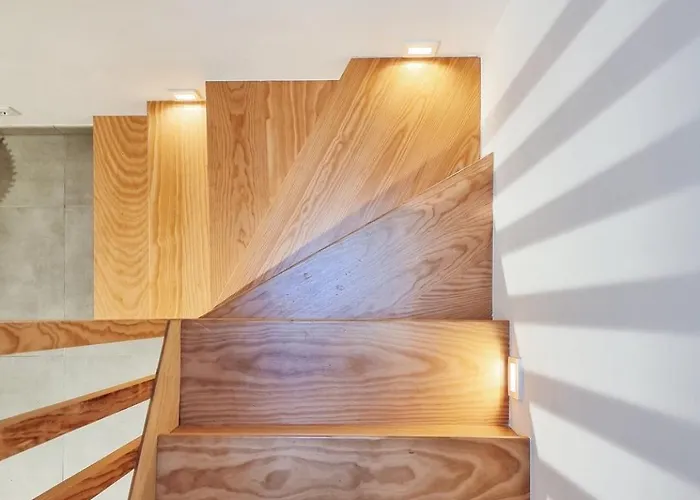 Style In A Pedestrian Quarter In The City's Heart *