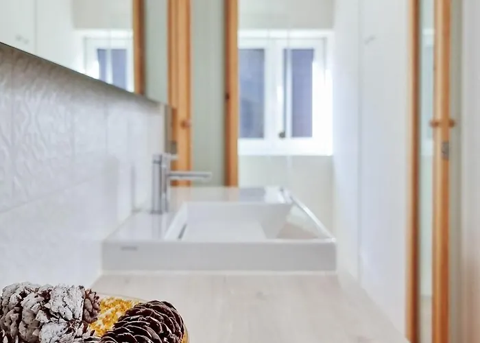 Style In A Pedestrian Quarter In The City's Heart Porto